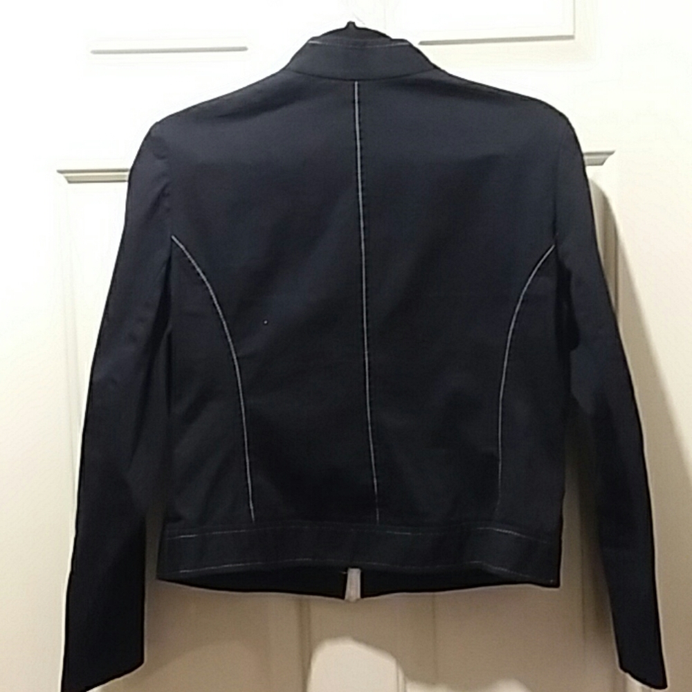 Jacket - Picture 4 of 5